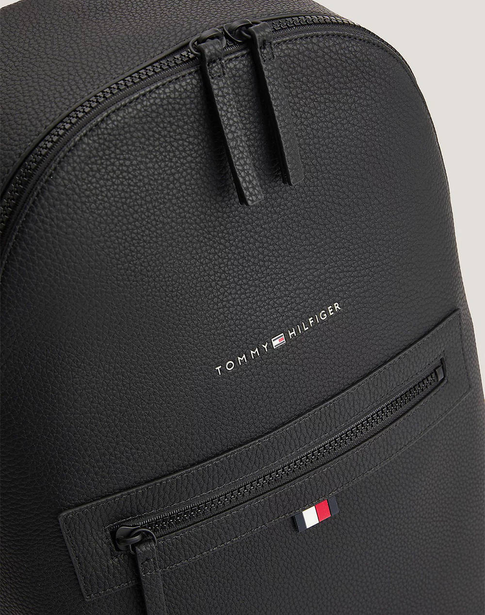 TOMMY HILFIGER ESSENTIAL BACKPACK (Dimensiuni: 23/31 x 41.5 x 14 cm.)