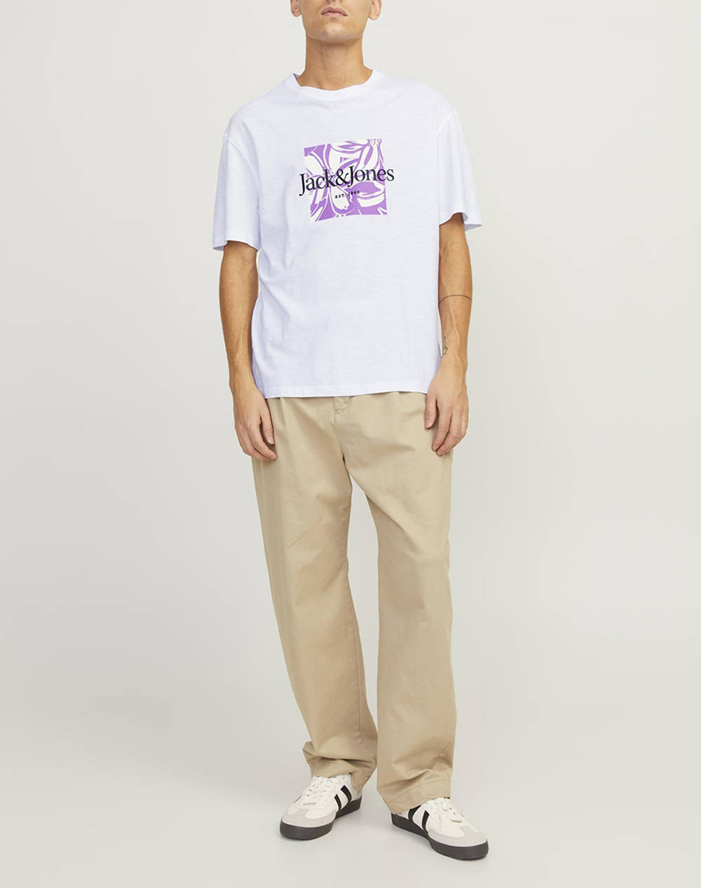 JACK&JONES JORLAFAYETTE BRANDING TEE SS CREW NEC LN