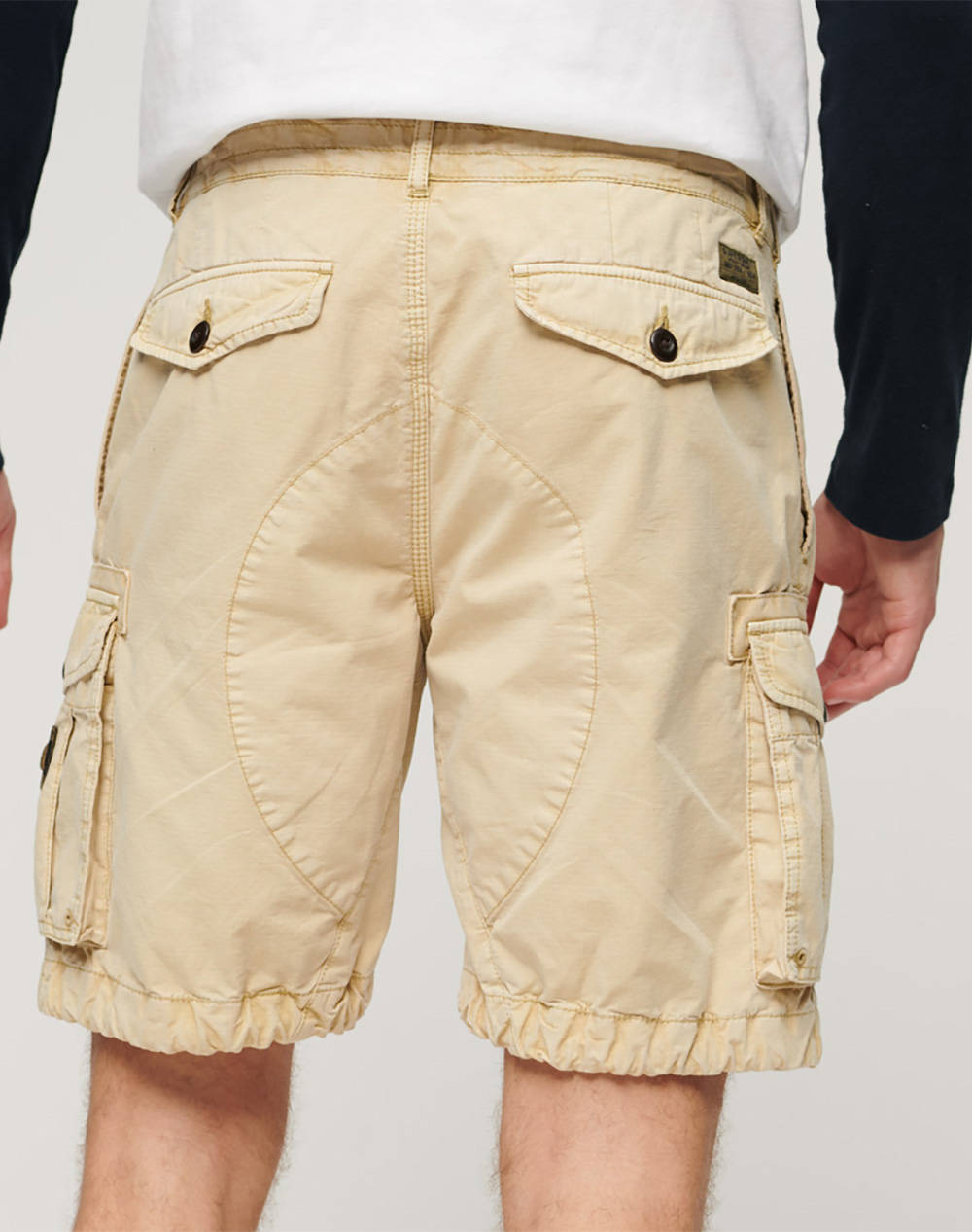 SUPERDRY D2 OVIN PARACHUTE LIGHT SHORT PANTALONI SCURTI DE BARBATI