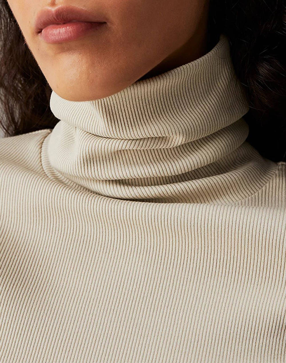 CALVIN KLEIN WOVEN LABEL RIB ROLLNECK