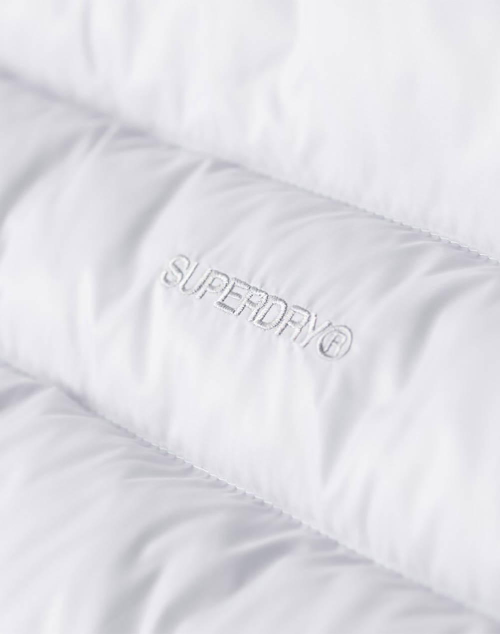 SUPERDRY D2 SDCD HOODED FUJI QUILT PADDED JKT GEACA DE DAMA