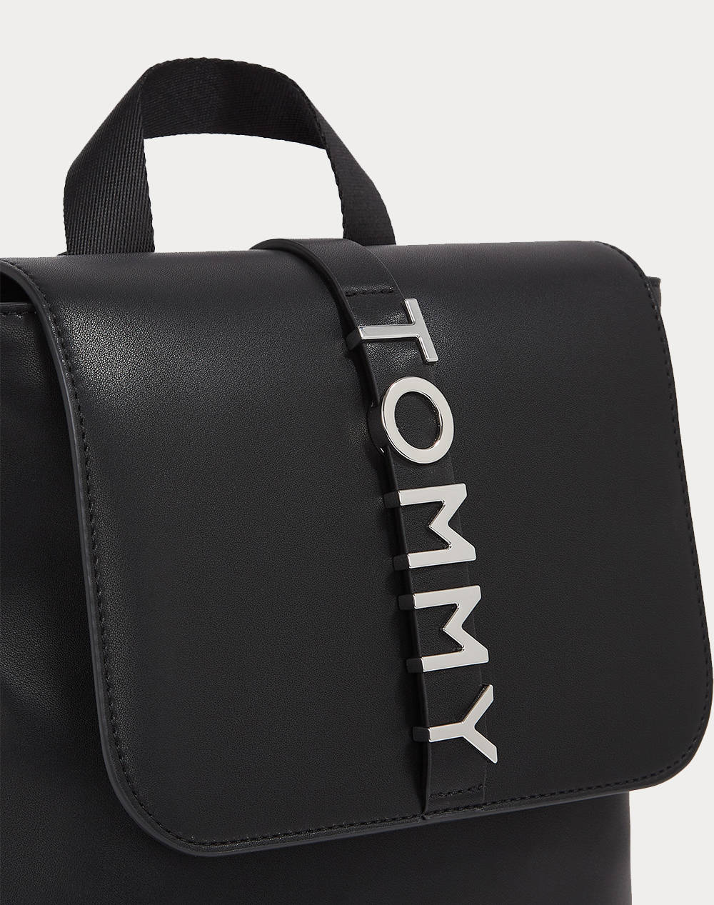 TOMMY JEANS TJW CITY BOLD BACKPACK (Dimensiuni: 23.5 x 10.5 x 26cm)