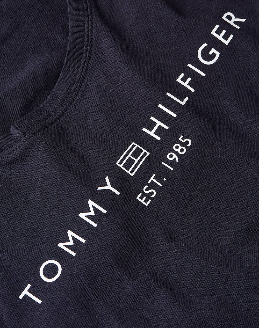 TOMMY HILFIGER REG CORP LOGO C-NK LS