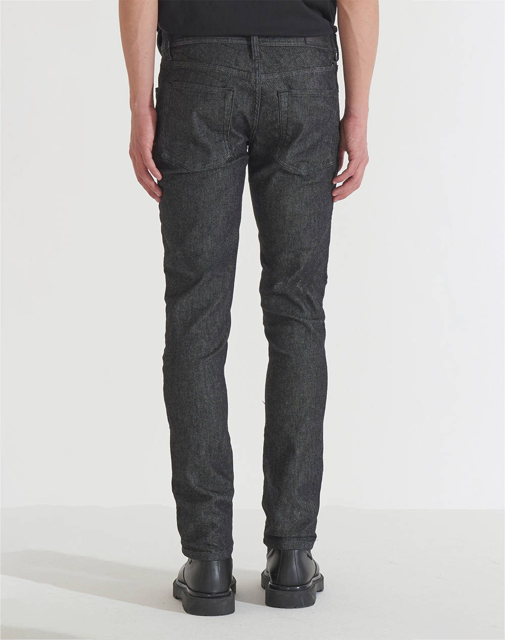 ANTONY MORATO MMDT00241FA750515W01861 MIN OF 12 JEANS OZZY TAPERED FIT IN CYBER RAW BLACK DENIM PANTALONI