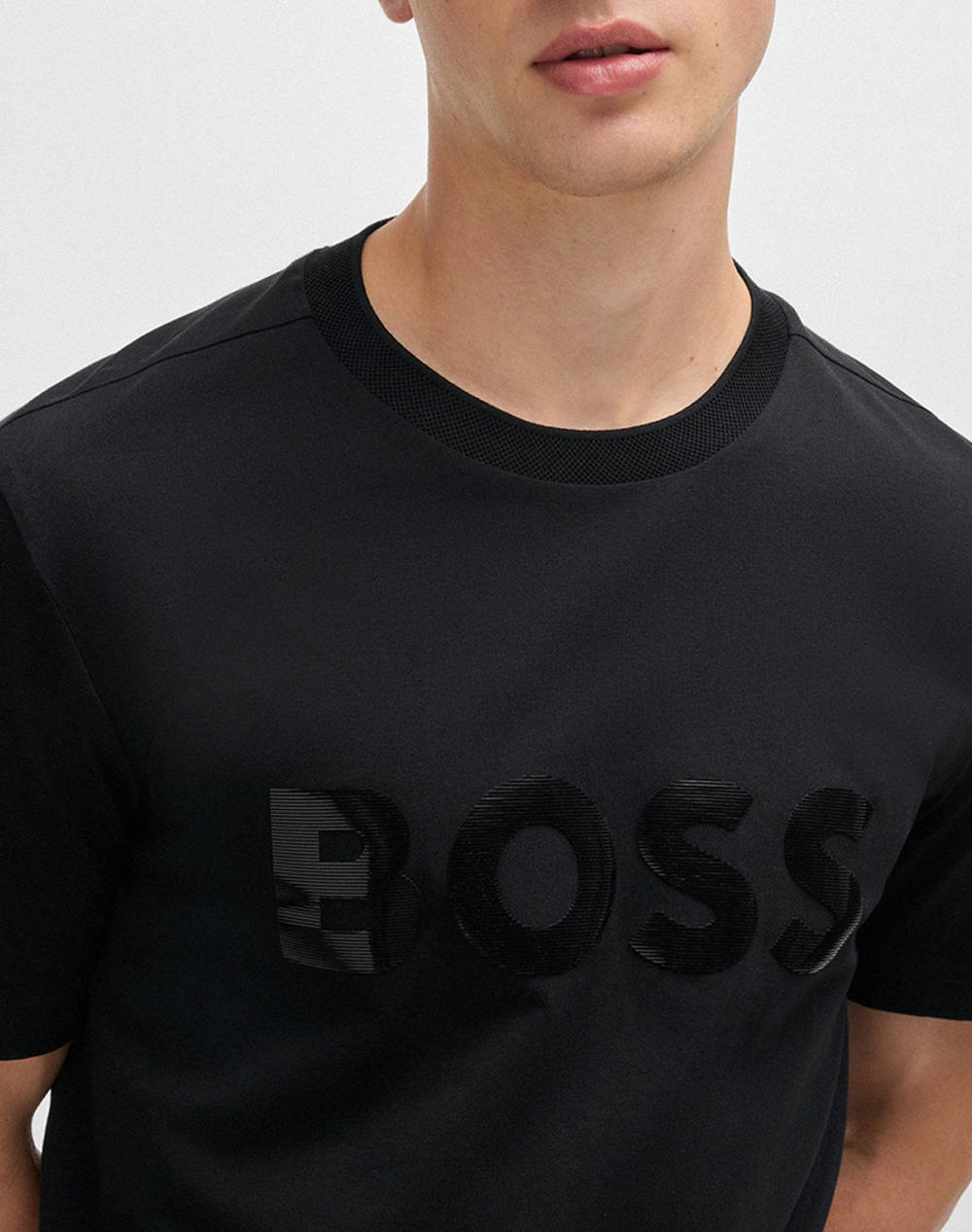 BOSS Tee Mirror 2 10236129 01