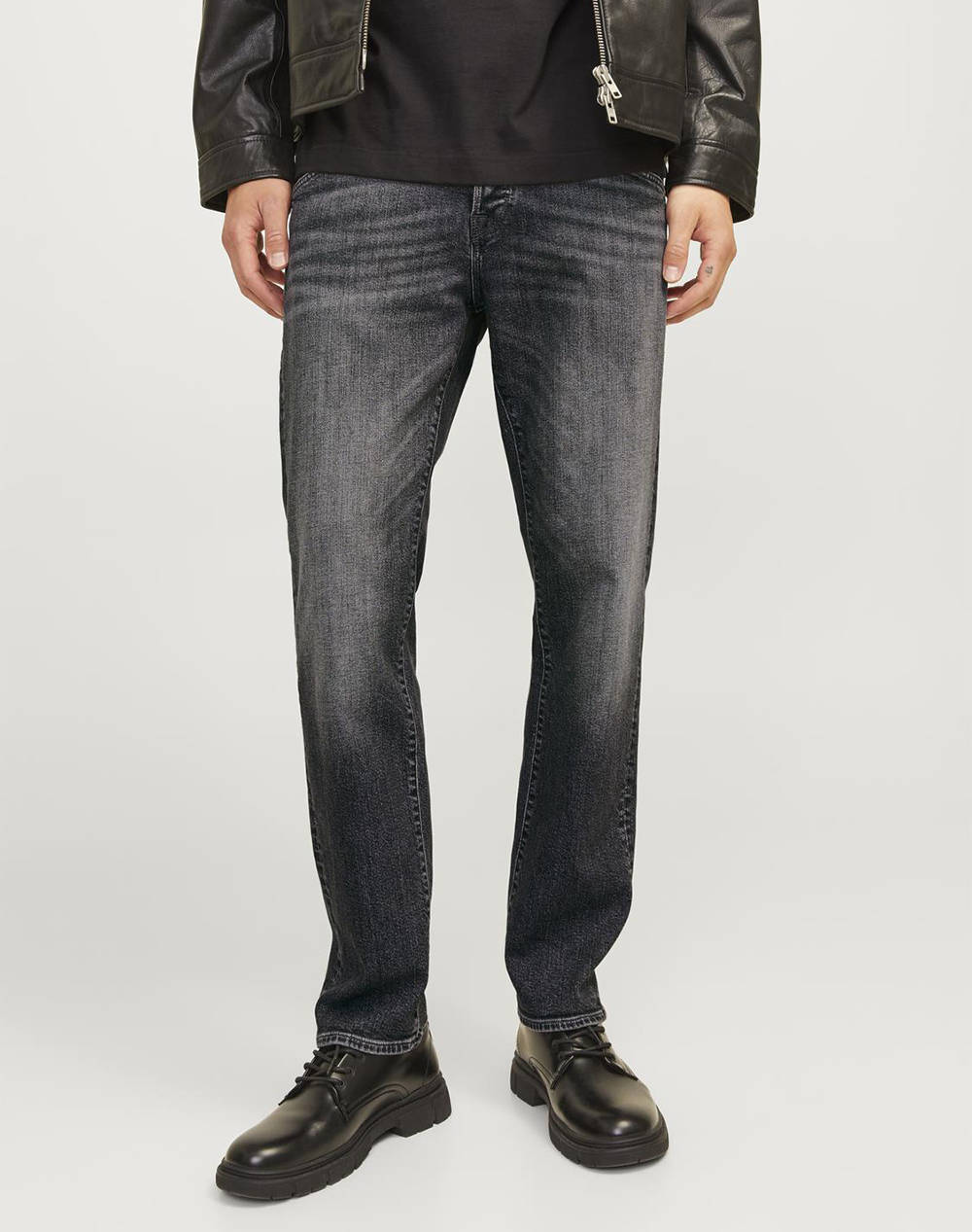 JACK&JONES JJIMIKE JJFOX CB 057