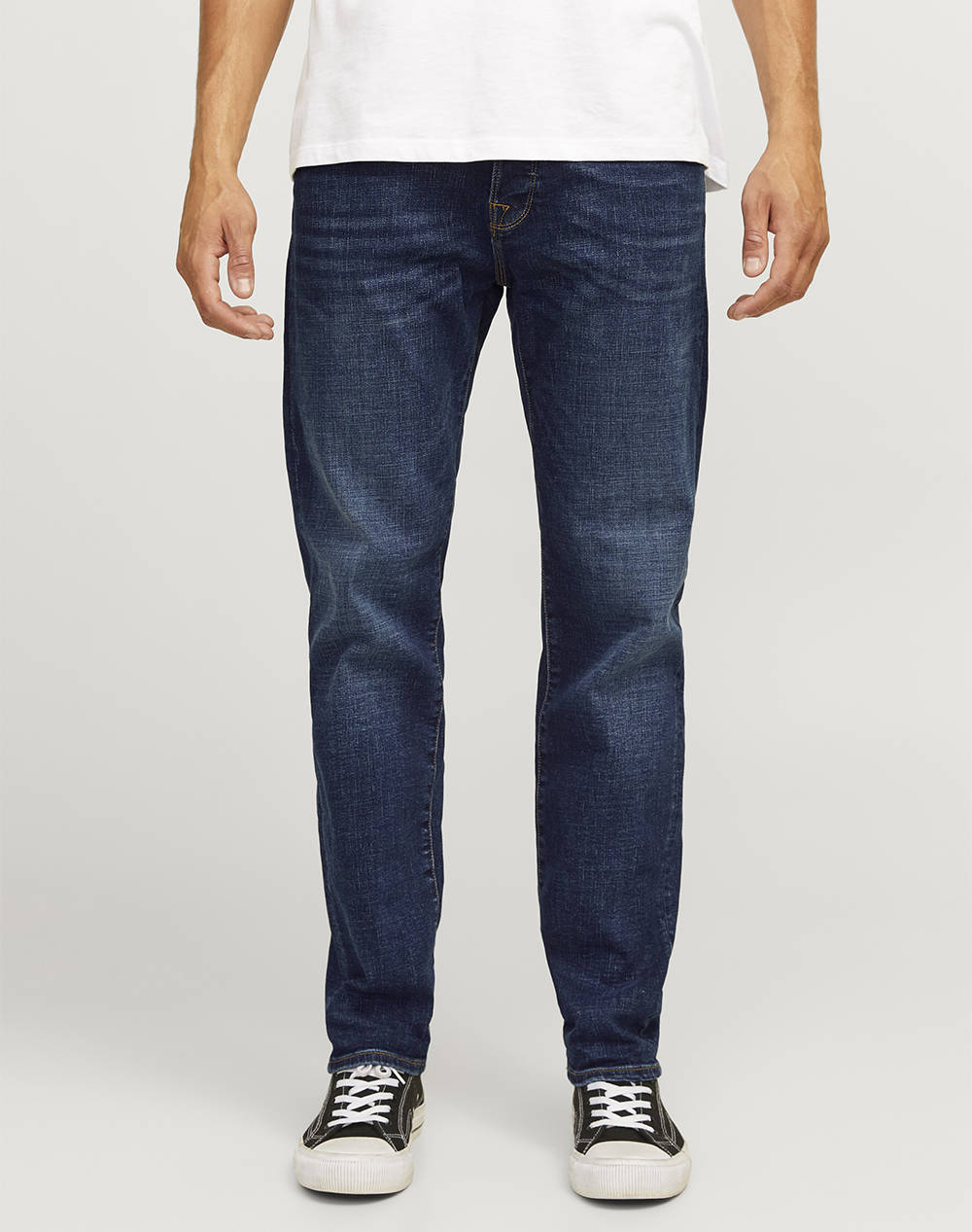 JACK&JONES JJIMIKE JJFOX CB 055