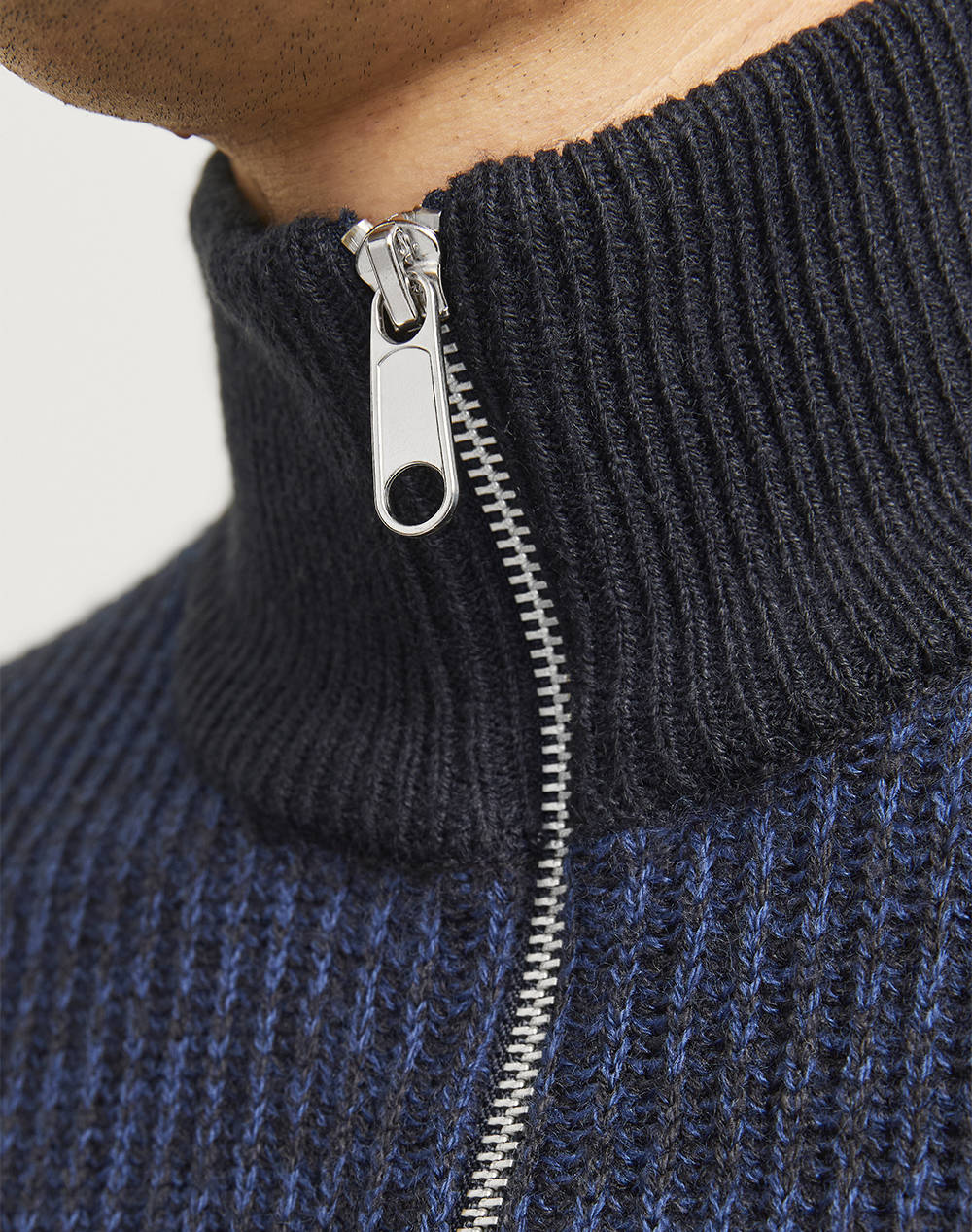 JJREBEL JREBLIAM KNIT HALF ZIP