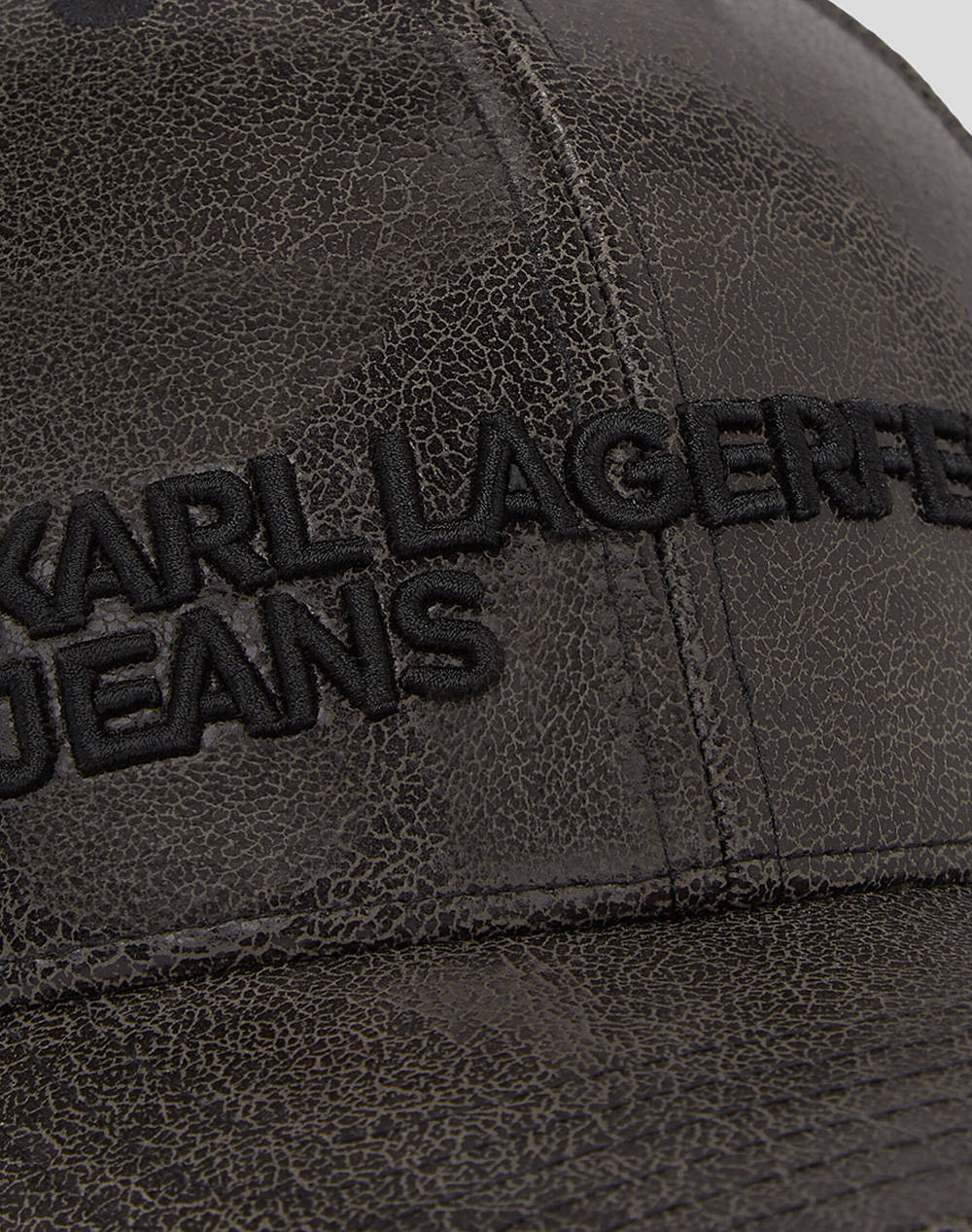 KARL LAGERFELD JEANS CRACKED AOP LOGO CAP