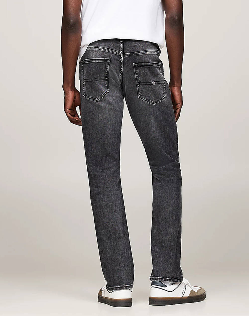 TOMMY JEANS SCANTON SLIM DH1285