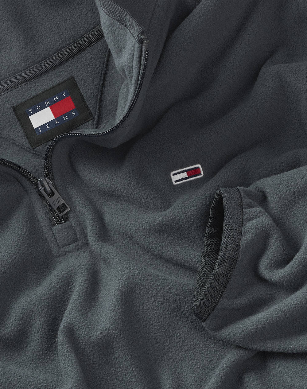 TOMMY JEANS TJM REG S FLAG POLAR 1/4 ZIP