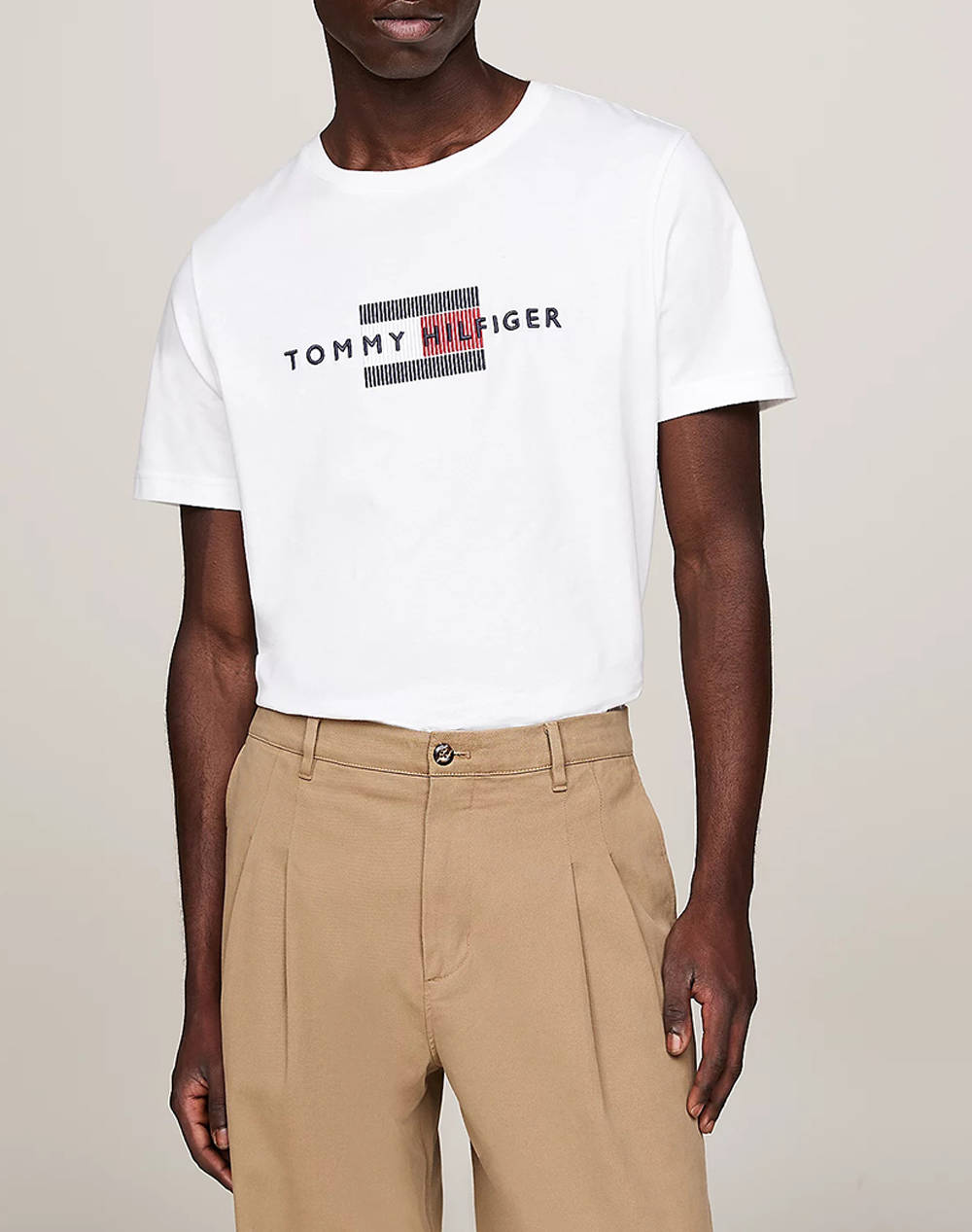 TOMMY HILFIGER HILFIGER FLAG EMBRO TEE