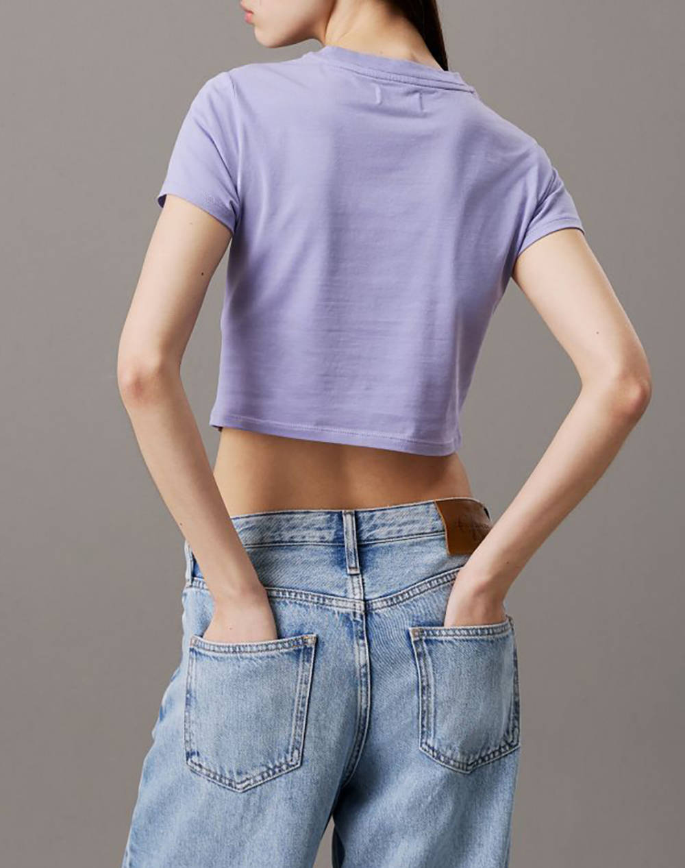 CALVIN KLEIN JEANS CLEAN CROPPED SHORT SLEEVE TEE