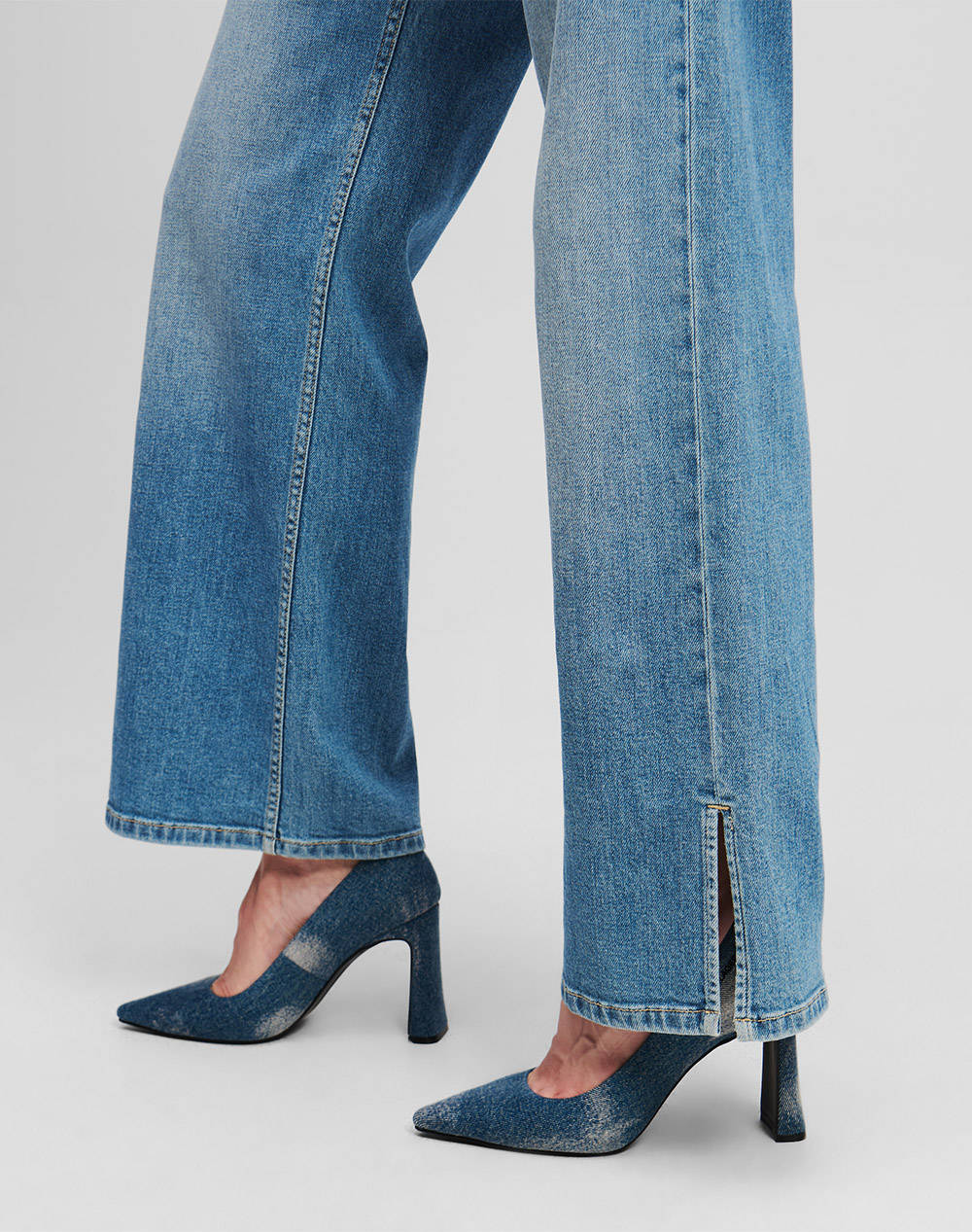 KARL LAGERFELD KLJ MR RELAXED DENIM W/ SLIT