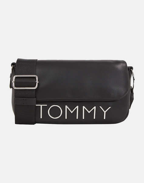 TOMMY JEANS TJW BOLD ELONGATED FLAP CROSS. (Dimensiuni: 14 x 23 x 6 cm)