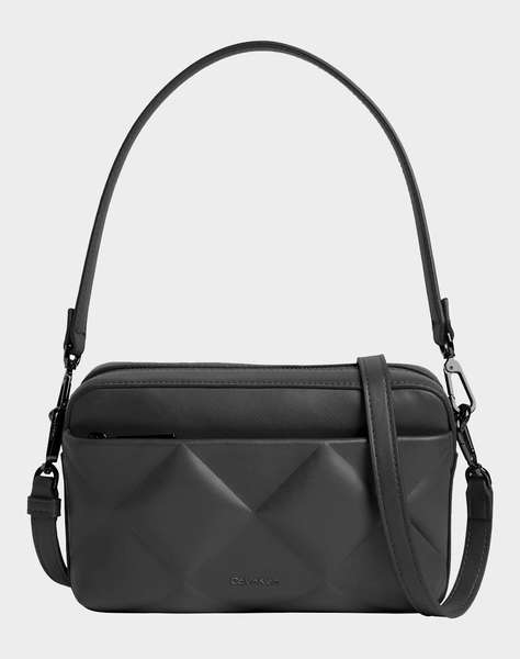 CALVIN KLEIN DIAMOND QUILT CAMERA BAG W/PKT ( Dimensiuni: 23 x 15 x 7.5 cm)