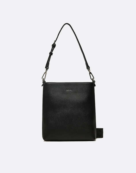 CALVIN KLEIN JEANS CK MUST SMALL BUCKET_CAVIAR (Dimensiuni: 22 x 23 x 7cm.)