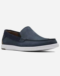 CLARKS Bratton Loafer