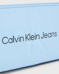 CALVIN KLEIN SCULPTED SHOULDER POUCH25 MONO (Dimensiuni: 13 x 25 x 4 cm.)