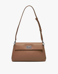 CALVIN KLEIN CK PUSH SHOULDER BAG_EPI MN (Dimensiuni: 15 x 28 x 10 cm.)