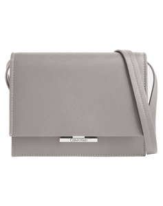 CALVIN KLEIN CK LINEAR CROSSBODY_SAFFIANO (Dimensiuni: 20 x 15 x 7 cm)