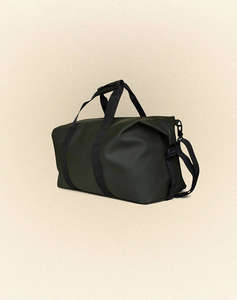 RAINS Hilo Weekend Bag W3 (Dimensiuni: 27 x 52 x 26 cm.)