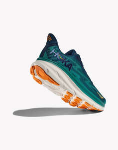 HOKA Clifton 9