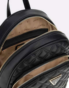 GUESS GIULLY DOME BACKPACK GEANTA DE DAMA (Dimensiuni: 30 x 25 x 12 cm)