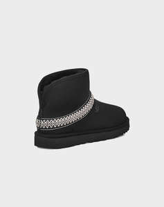 UGG 1158262 Classic Mini Crescent GHETE SCURTE UGG