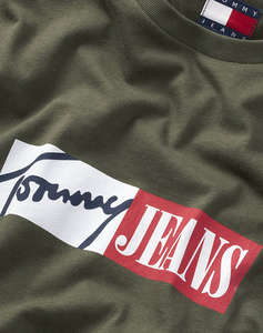 TOMMY JEANS TJM SLIM ENTRY GRAPHIC TEE EXT