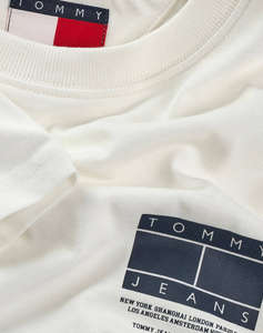 TOMMY JEANS TJM REG DNA GRAPHIC TEE EXT