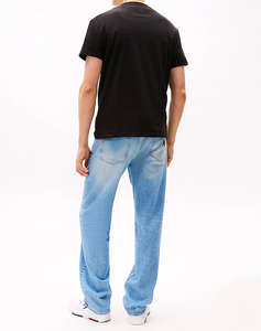 TOMMY JEANS TJM REG SIGNTR DNA TEE EXT